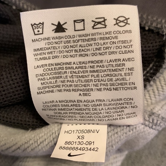 Nike Dri-Fit Gray Cowl/Turtleneck Sweatshirt - Picture 15 of 15